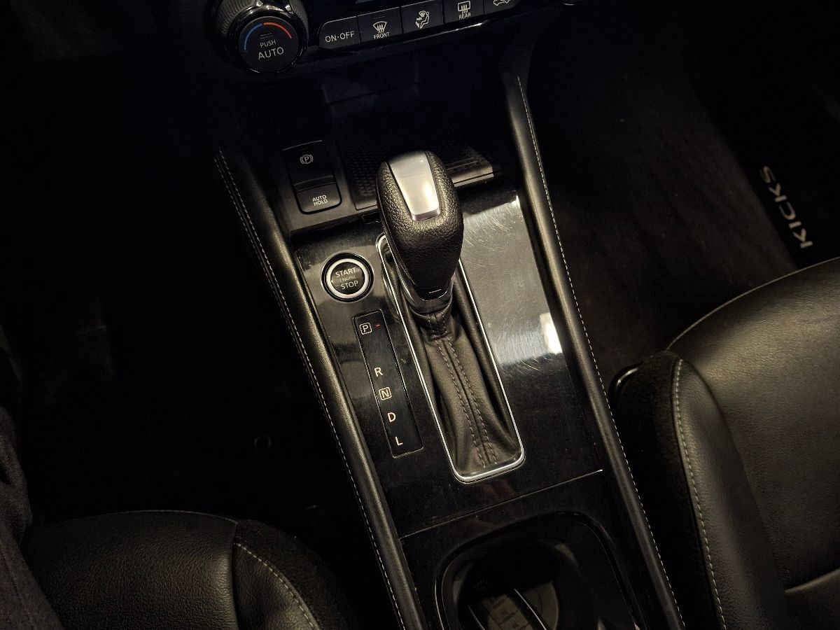 2023 Nissan Kicks 5p Platinum Bitono L4/1.6 Aut