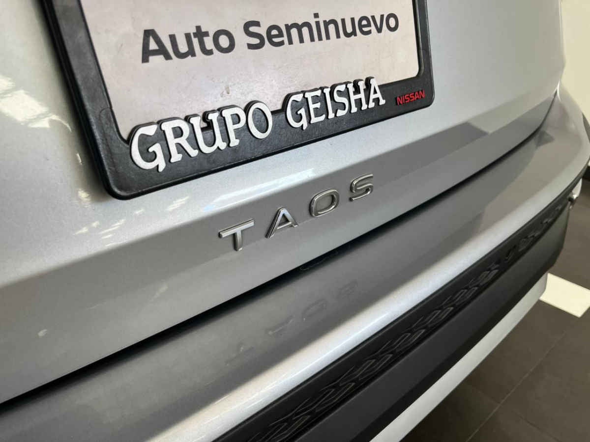 2024 Volkswagen Taos 5p Highline L4/1.4/T Aut