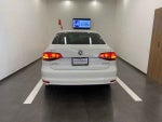 2018 Volkswagen Jetta 4p Sportline L5/2.5 Aut