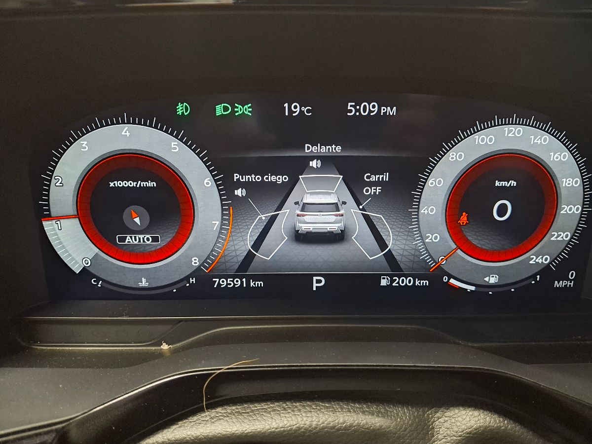 2023 Nissan Pathfinder 5p Platinum V6/3.5 Aut