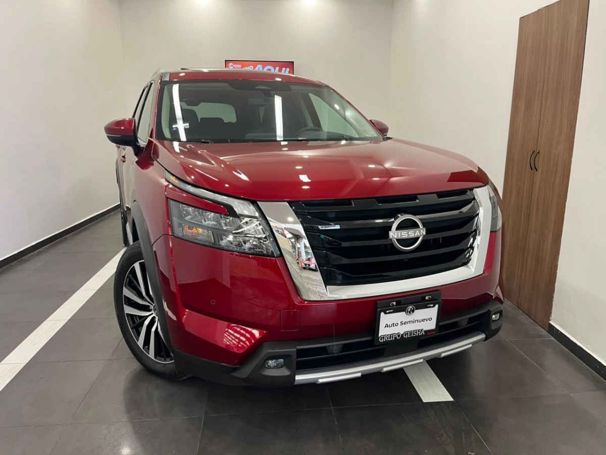 2025 Nissan Pathfinder 5p Platinum V6/3.5 Aut
