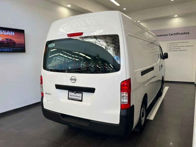 2025 Nissan Urvan 4p Amplia L4/2.5 Man