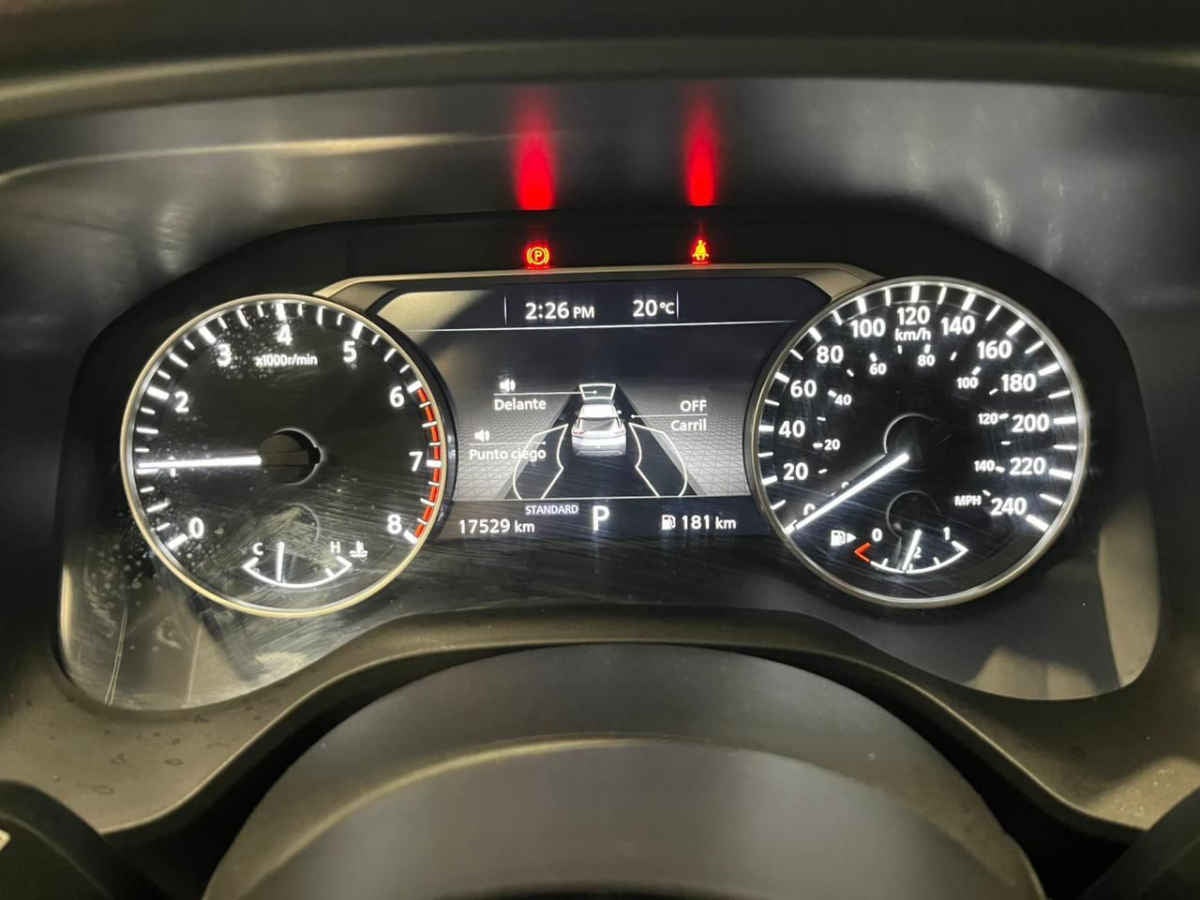 2025 Nissan X-Trail 5p Exclusive 2 Row L4/2.5 Aut