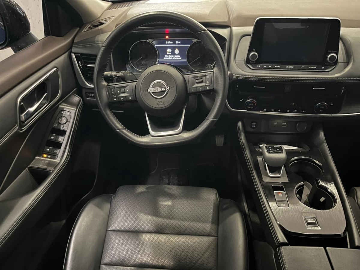 2025 Nissan X-Trail 5p Exclusive 2 Row L4/2.5 Aut