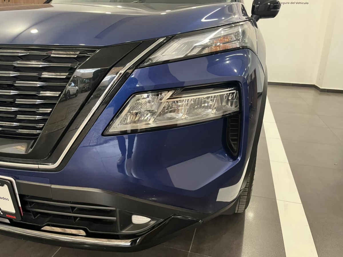 2025 Nissan X-Trail 5p Exclusive 2 Row L4/2.5 Aut