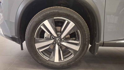 2025 Nissan X-Trail 5p Platinum 2 Row L4/2.5 Aut