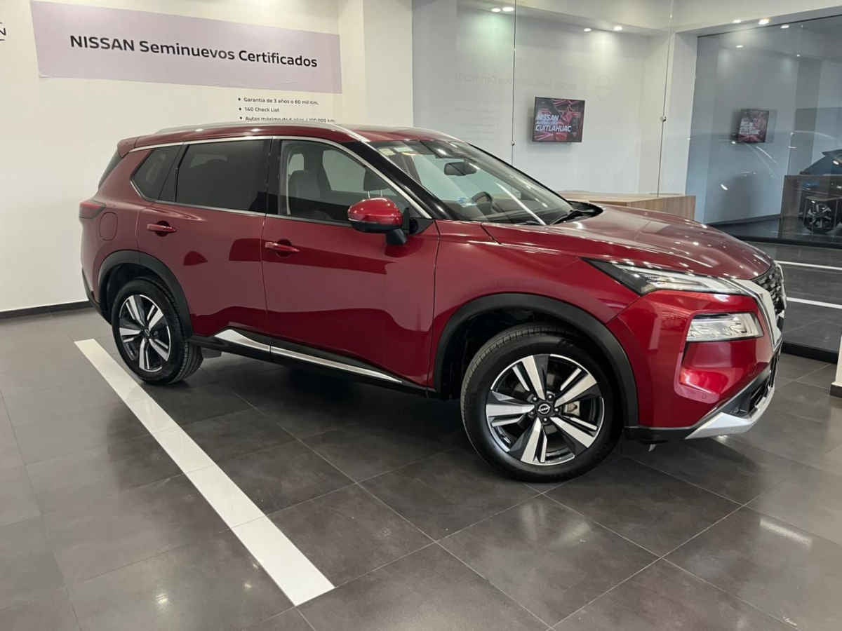 2023 Nissan X-Trail 5p Platinum 2 Row L4/2.5 Aut