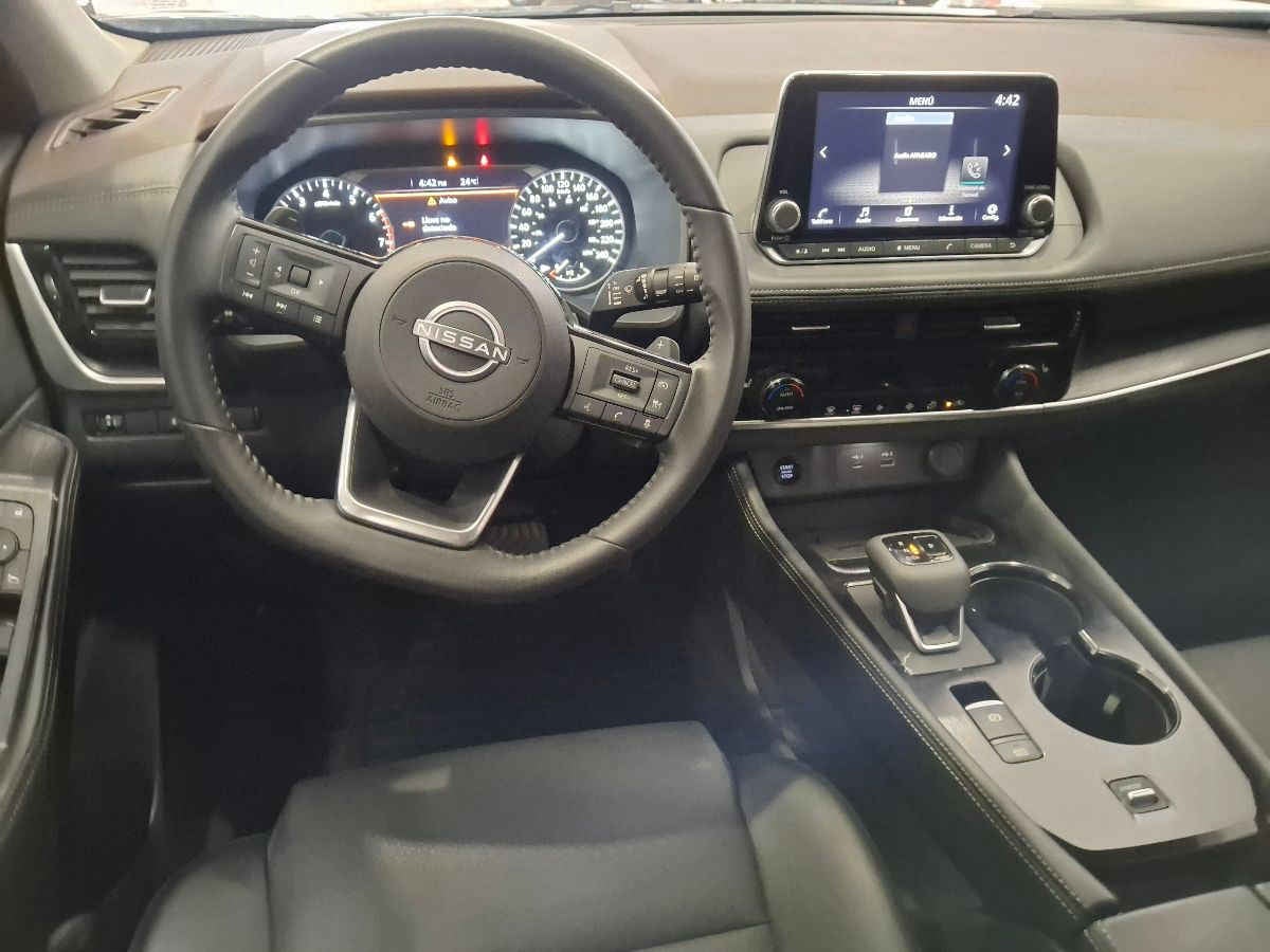 2025 Nissan X-Trail 5p Exclusive 2 Row L4/2.5 Aut