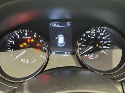 2022 Nissan X-Trail 5p Exclusive 3 L4/2.5 Aut Banca abatible