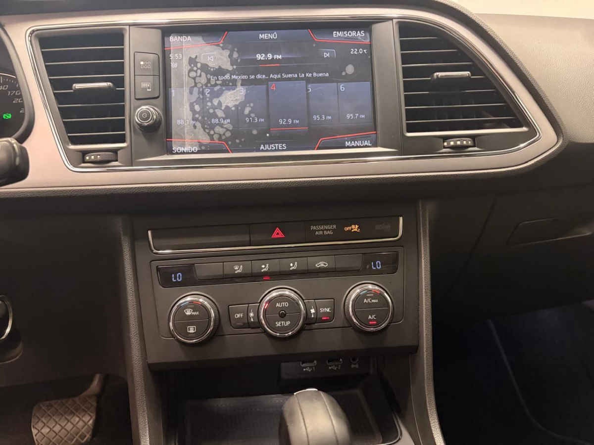 2019 Seat Leon 5p Style ST Full Lead L4/1.4/T Aut