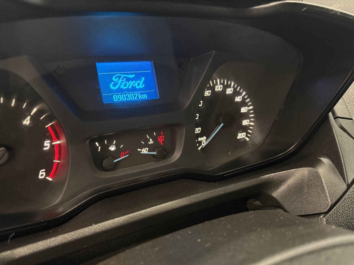 2021 Ford Transit 4p Custom Van Corta L4/2.2/T Diesel Man A/A