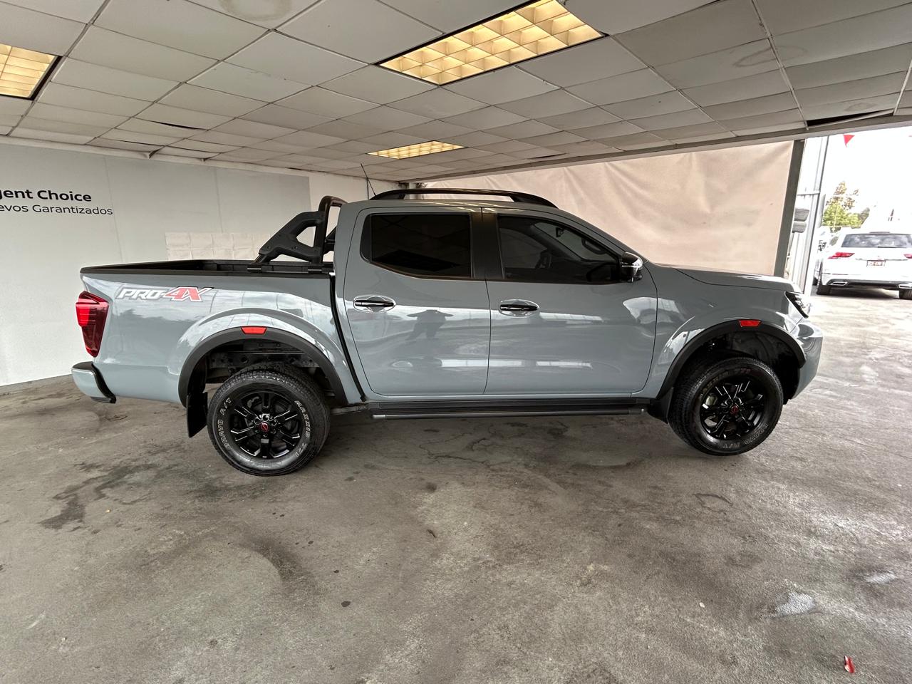 2024 Nissan Frontier FRONTIER PRO-4X 4X4 TA '24