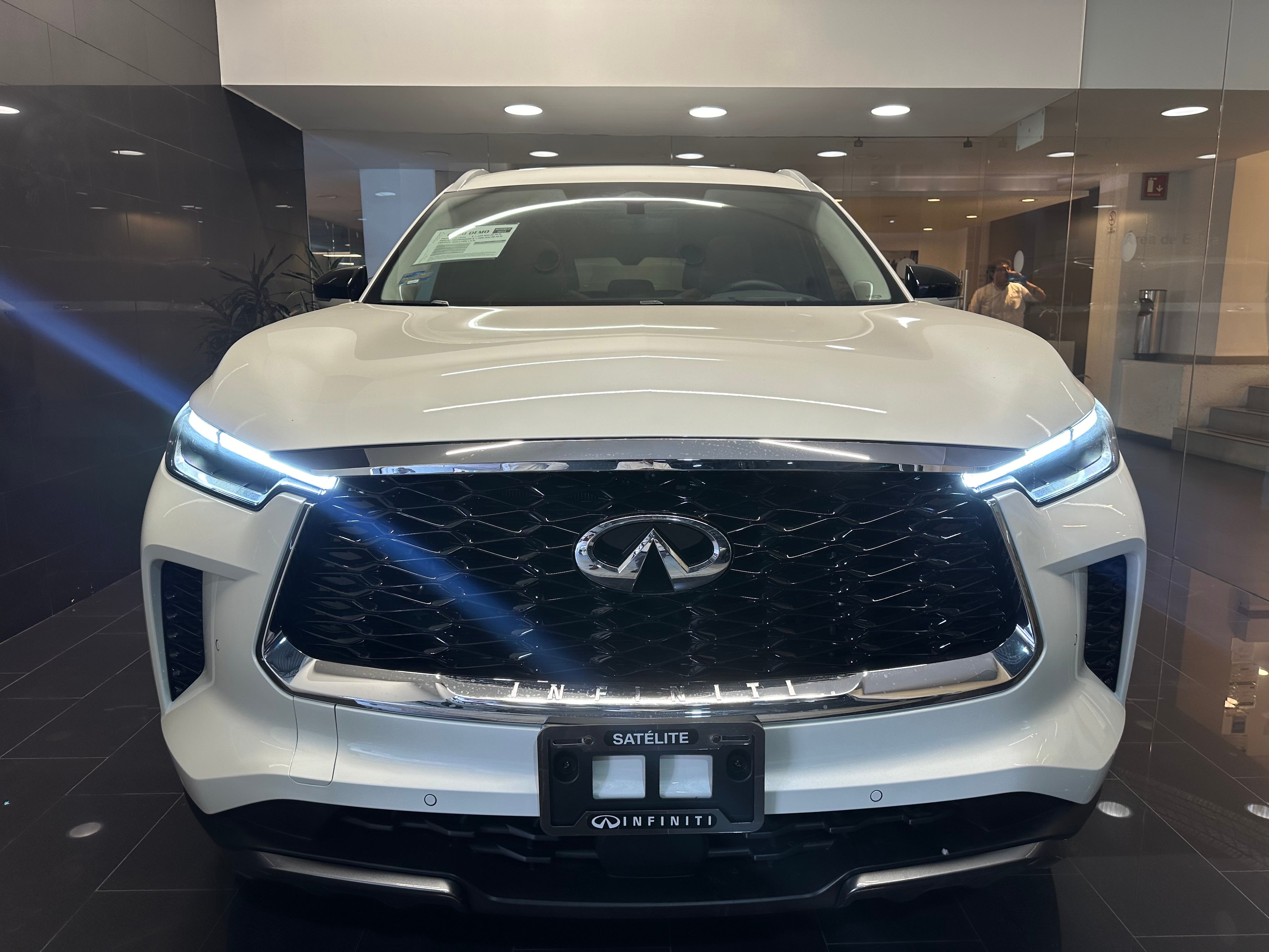 2023 INFINITI QX60 SENSORY V6 3.5L 279 CP 5 PUERTAS AUT PIEL BA AA QC