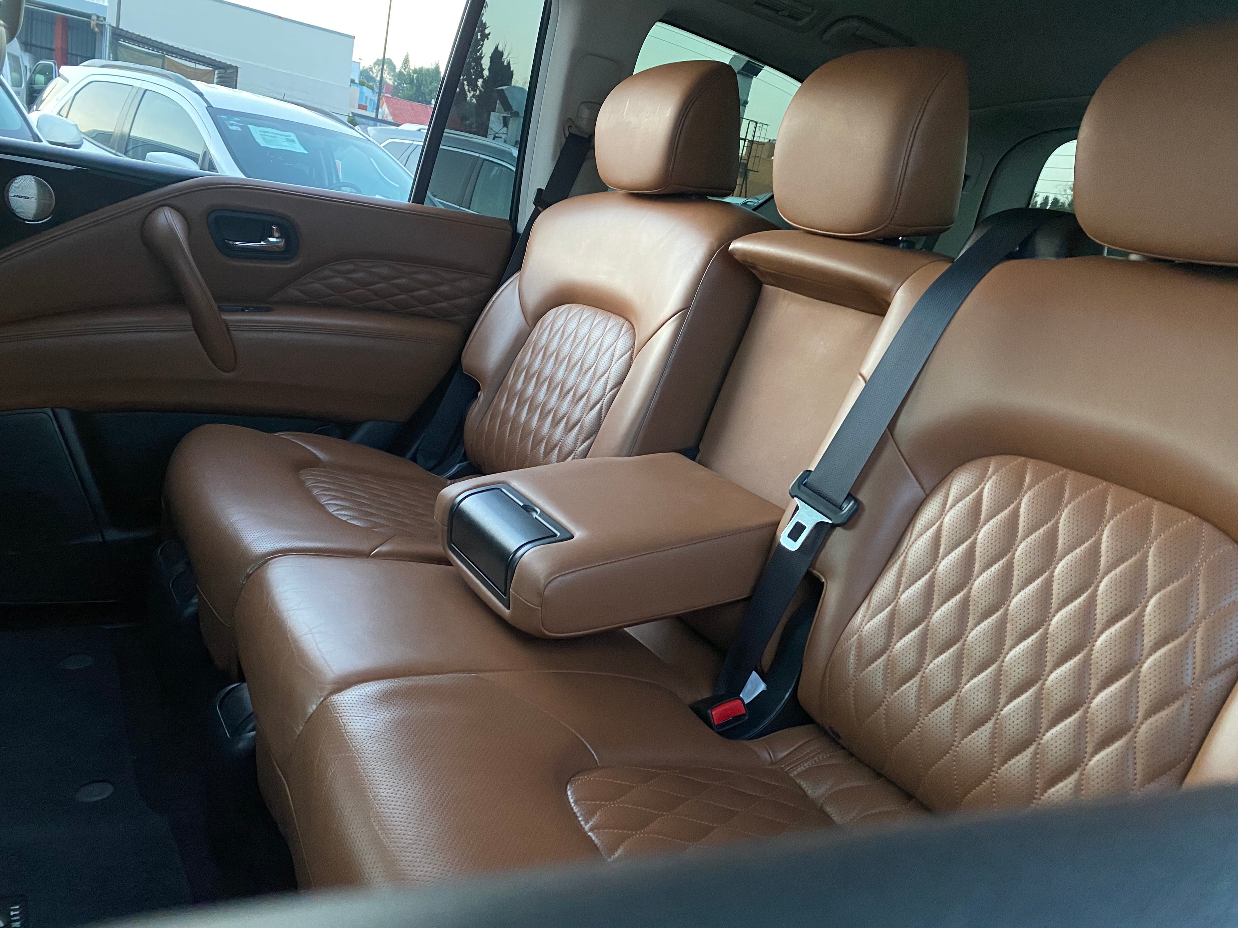 2020 INFINITI QX80 SENSORY, 5.6L, 5 PUERTAS, AUT, 8 PASAJEROS