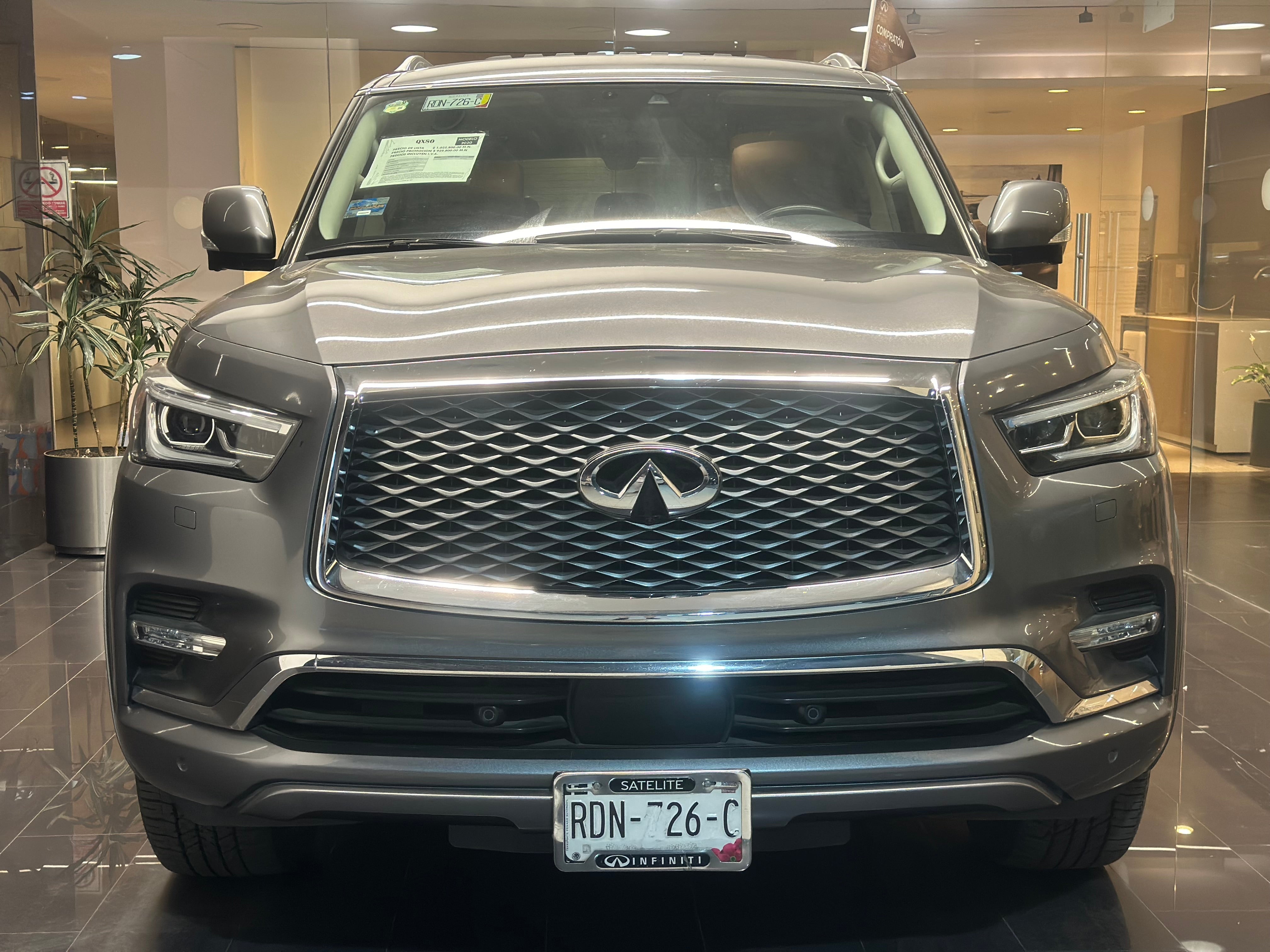 2020 INFINITI QX80 SENSORY, 5.6L, 5 PUERTAS, AUT, 8 PASAJEROS