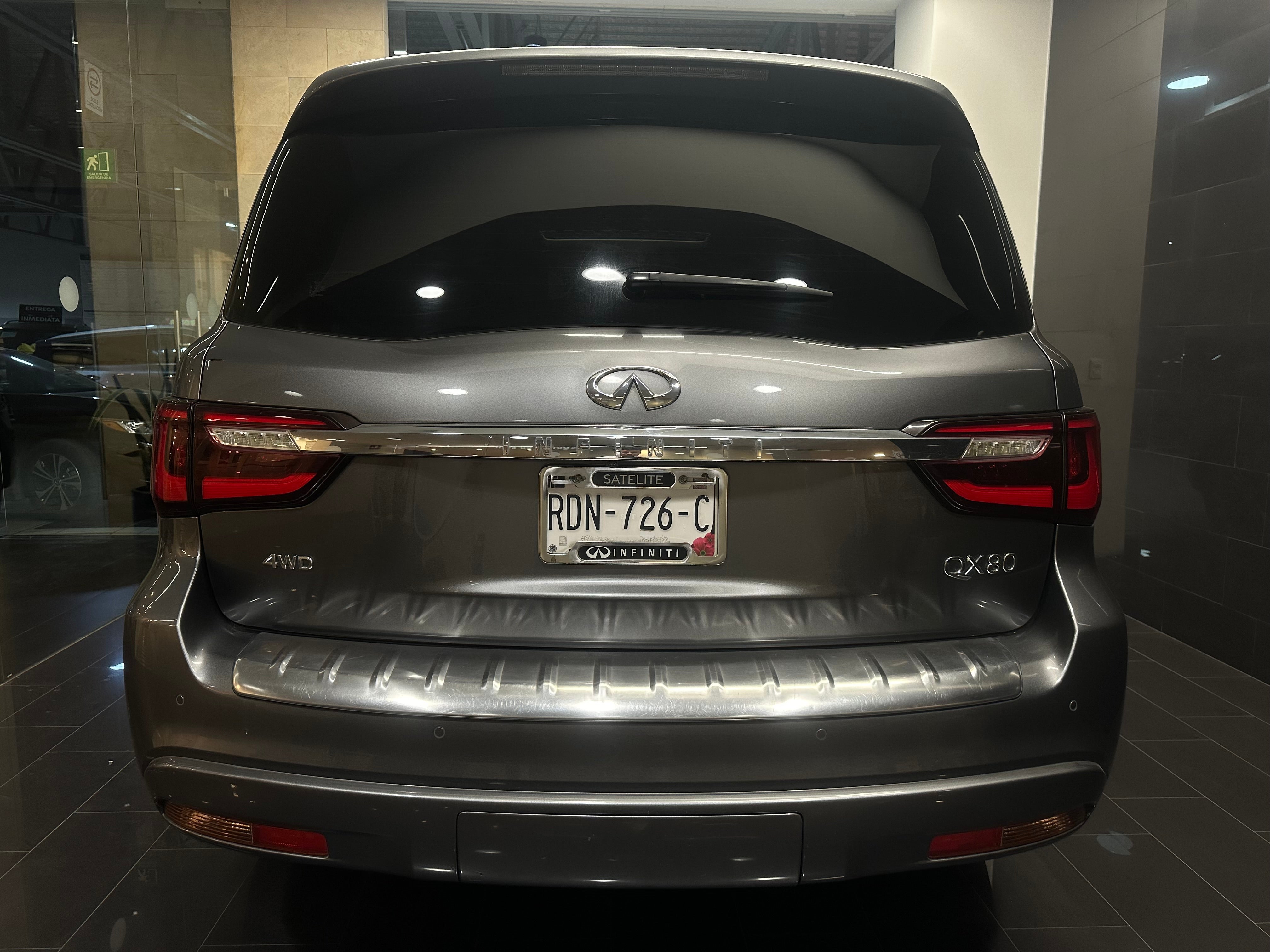 2020 INFINITI QX80 SENSORY, 5.6L, 5 PUERTAS, AUT, 8 PASAJEROS