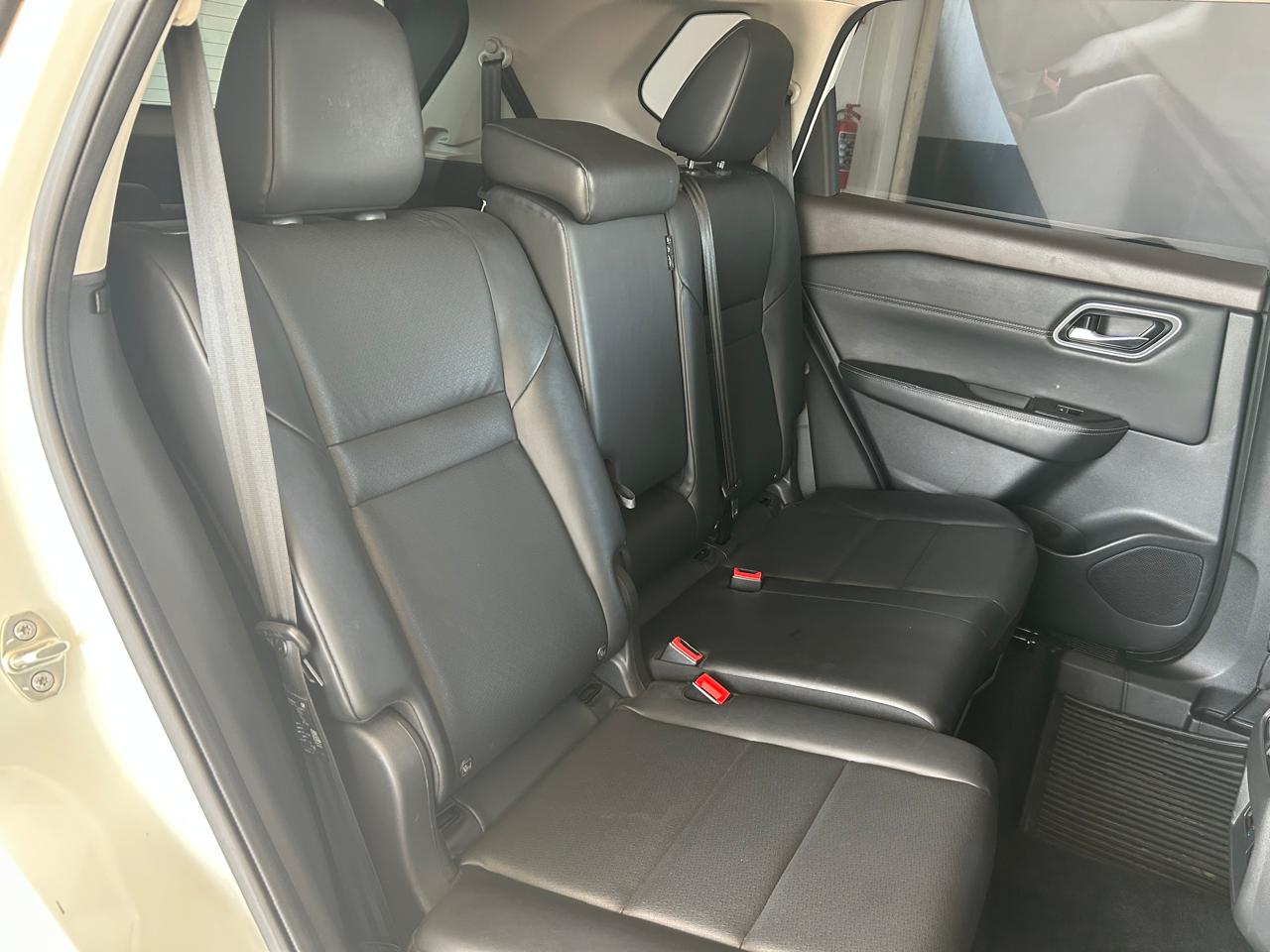 2023 Nissan X-Trail PLATINUM, L4, 2.5L, 181 CP, 5 PUERTAS, AUT CVT