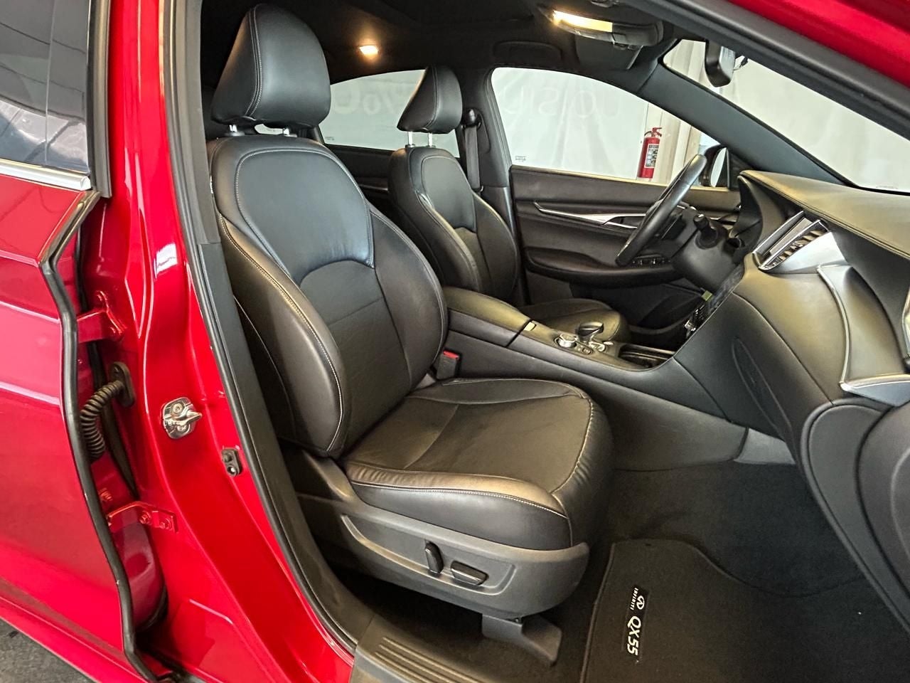 2023 INFINITI QX55 2.0 Essential AWD