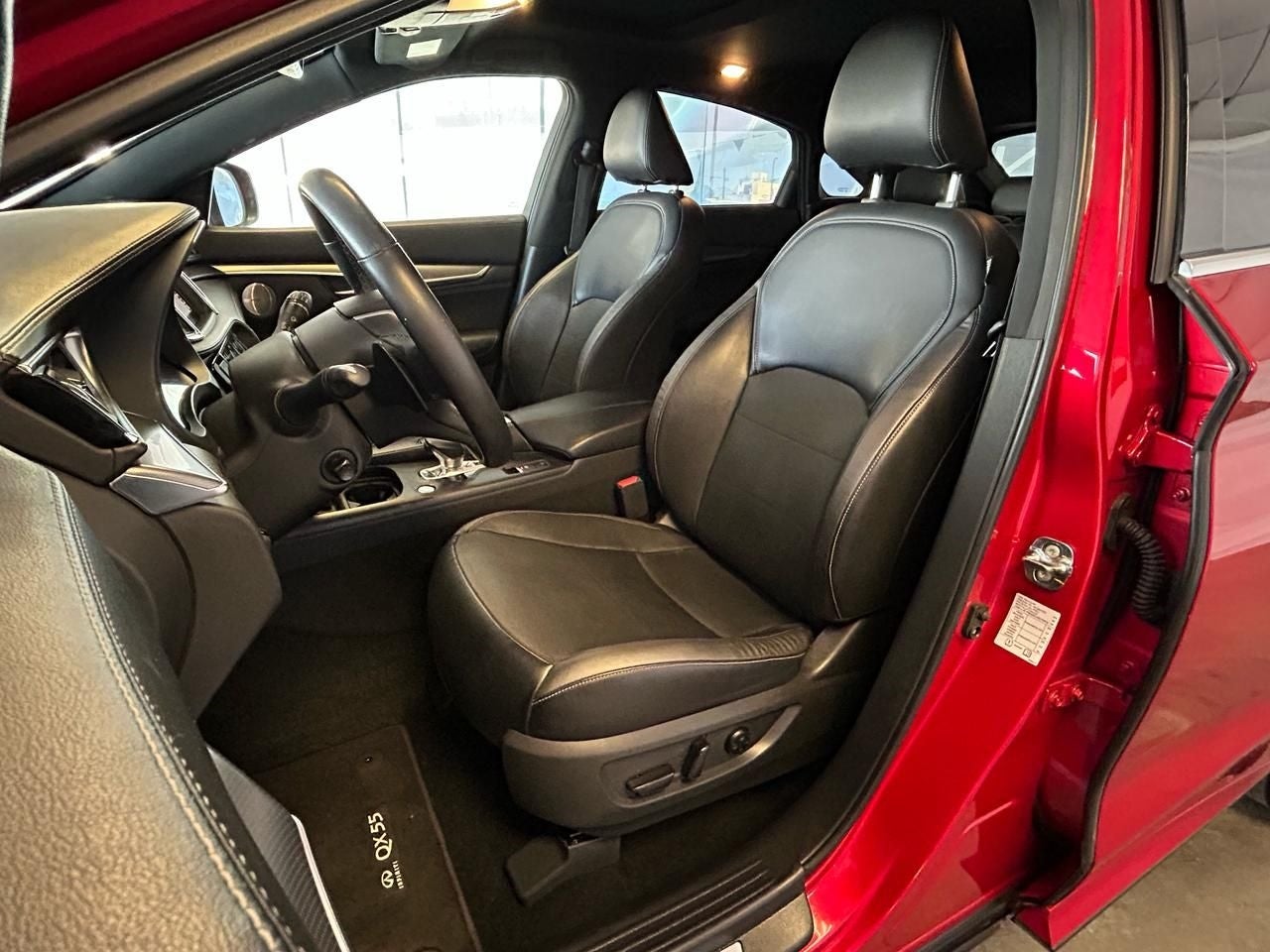 2023 INFINITI QX55 2.0 Essential AWD
