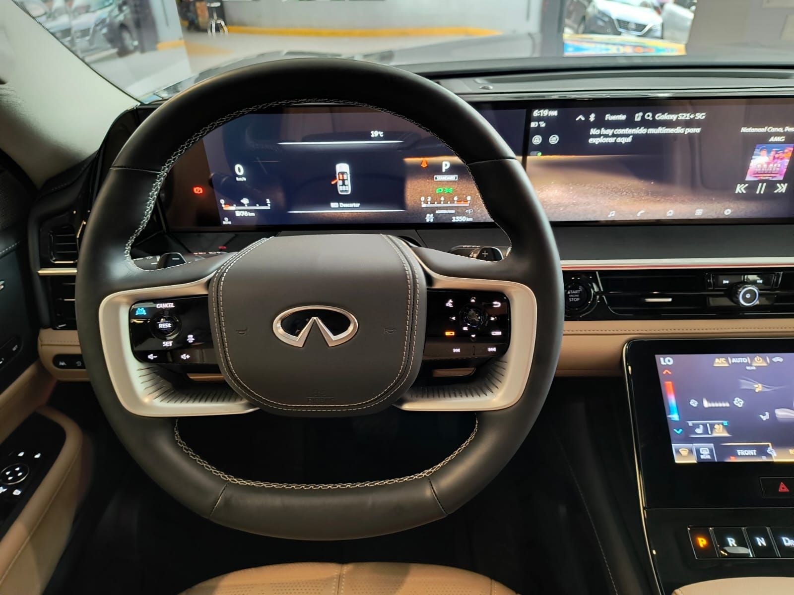 2025 INFINITI QX80 3.5 Sensory 8 pasajeros At