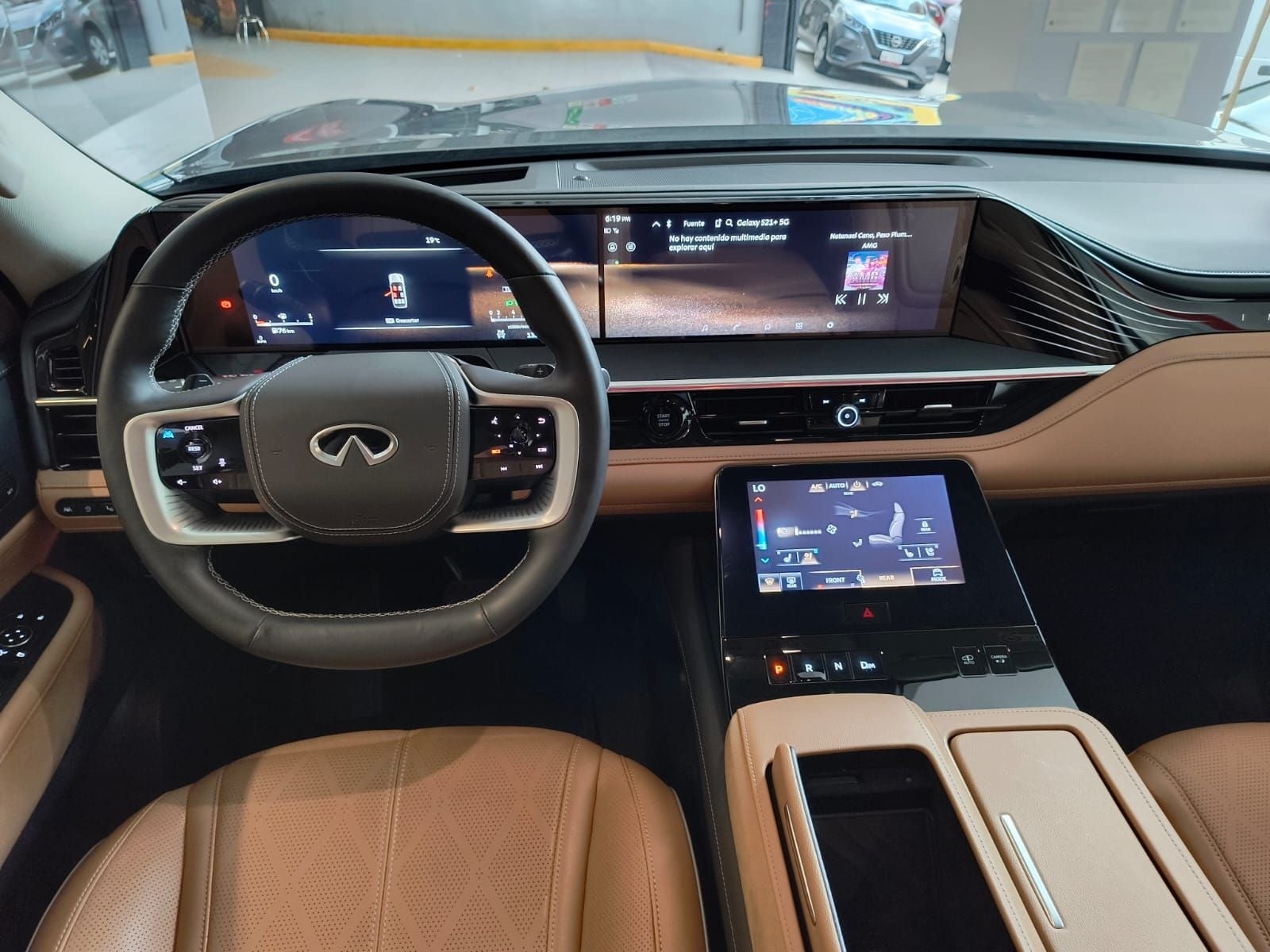 2025 INFINITI QX80 3.5 Sensory 8 pasajeros At