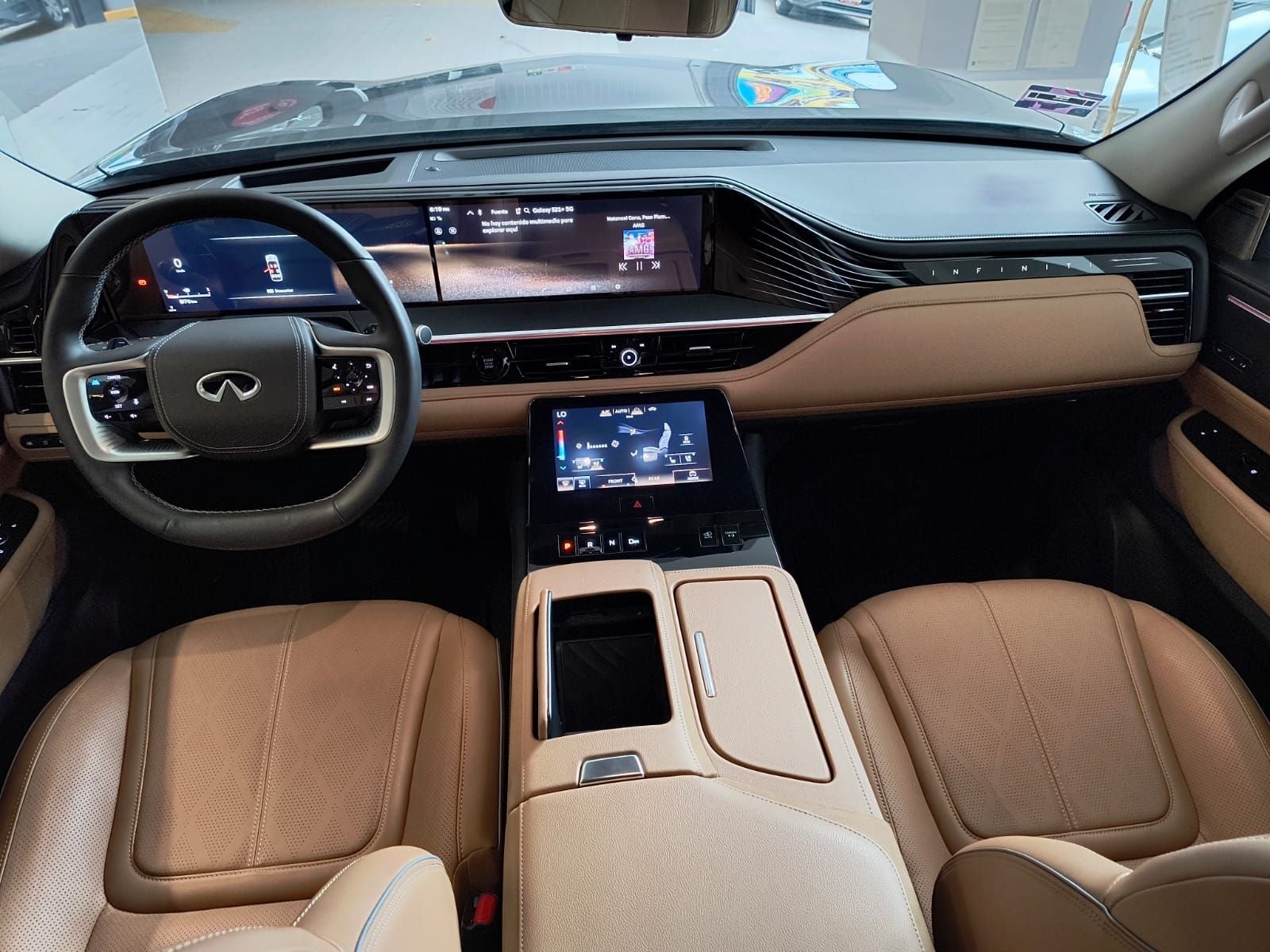 2025 INFINITI QX80 3.5 Sensory 8 pasajeros At