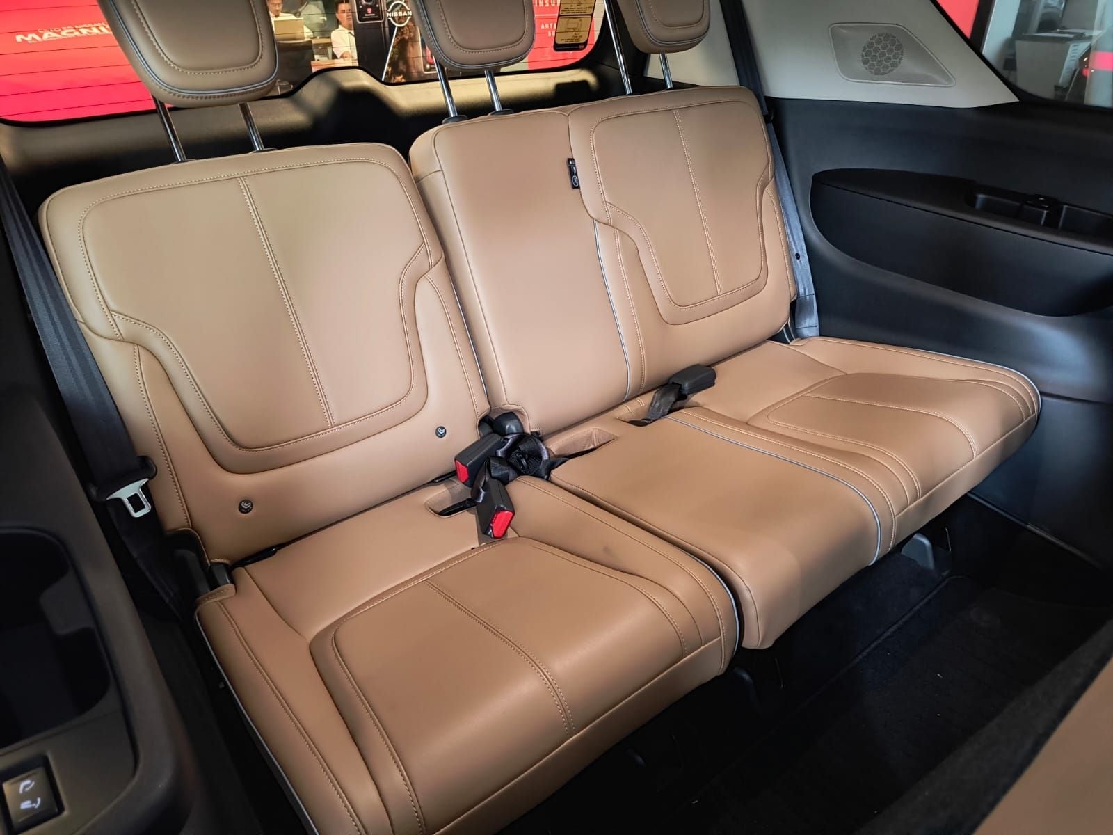 2025 INFINITI QX80 3.5 Sensory 8 pasajeros At