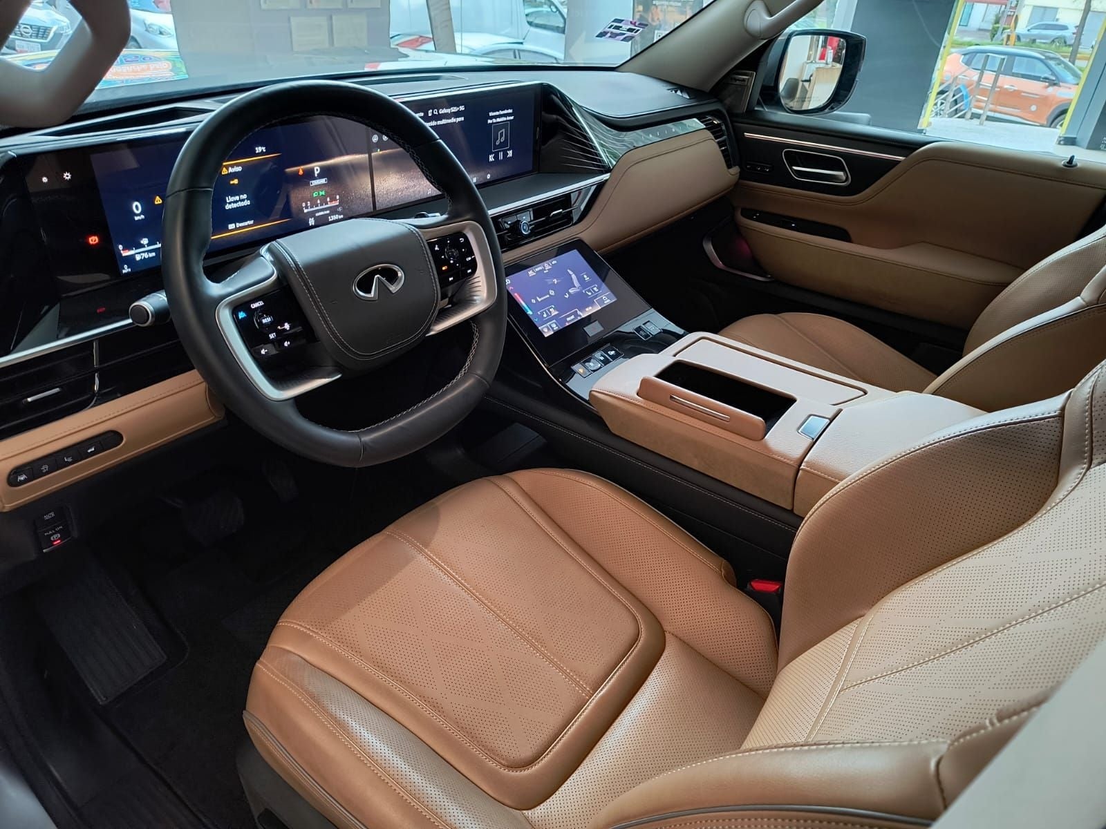 2025 INFINITI QX80 3.5 Sensory 8 pasajeros At